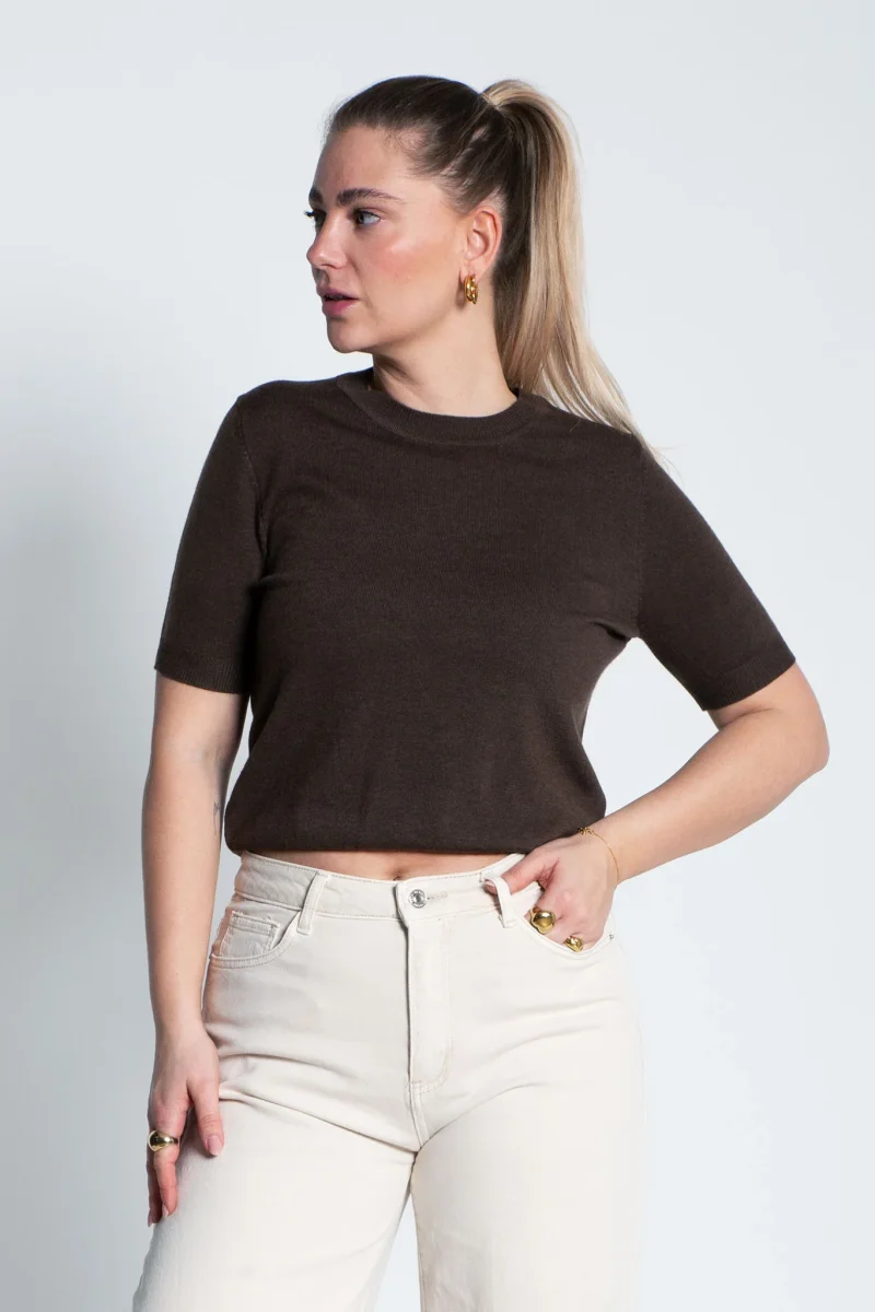 Leichtes Shirt mit kurzen Ärmeln Dunkelbraun
