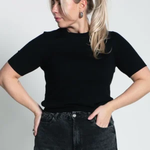 Leichtes Shirt mit kurzen Ärmeln Schwarz