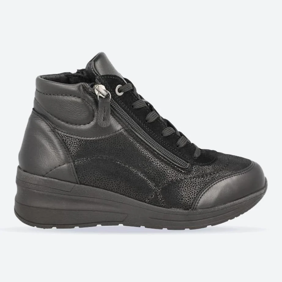 Women’s Wide Fit DB Antelope Boots