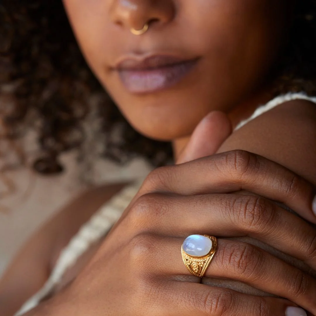 Atlas Mondstein Ring Golden – Bild 8