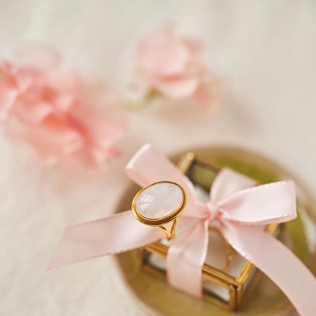 Aylin Mondstein Ring Golden – Bild 7