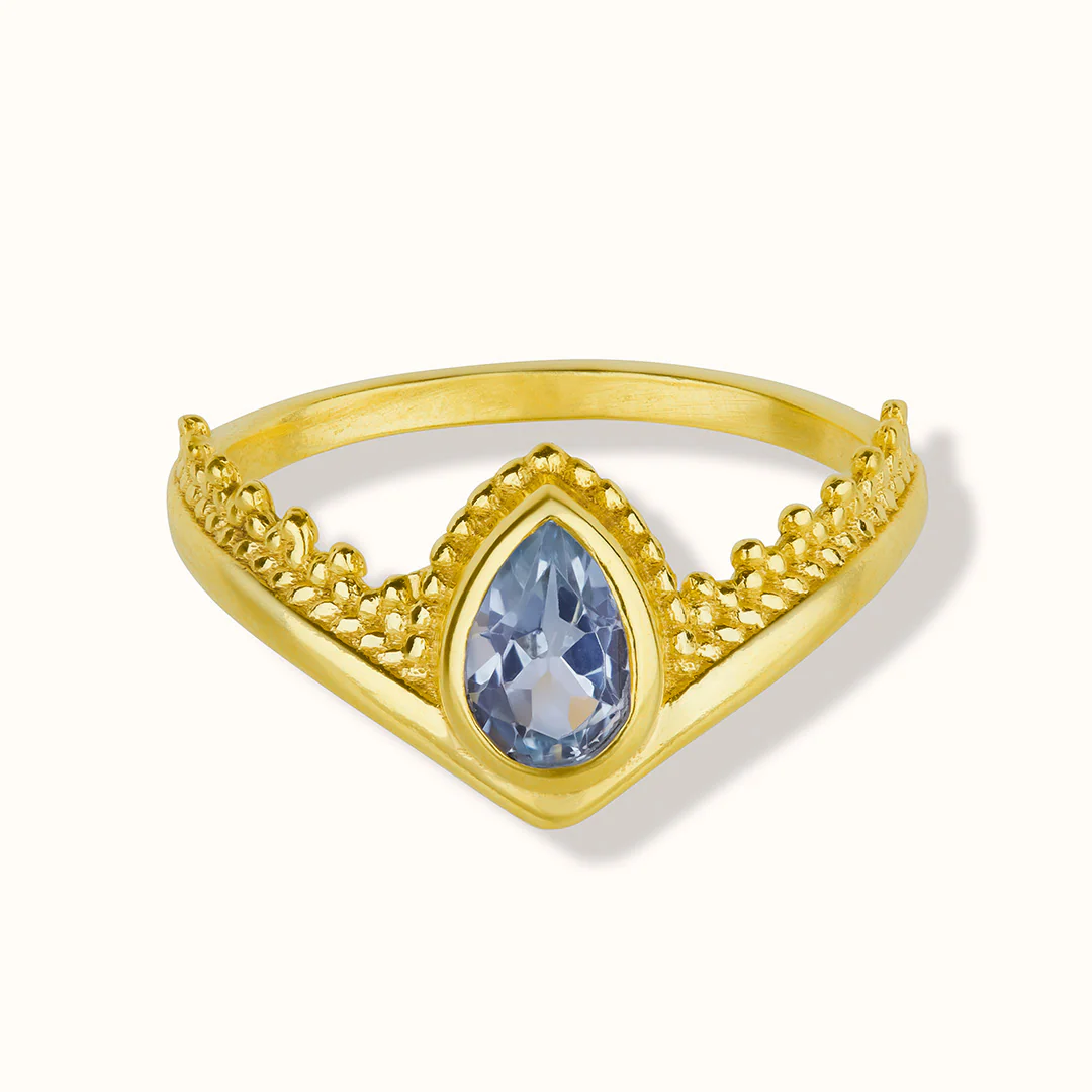 Tiara Topas Ring Golden